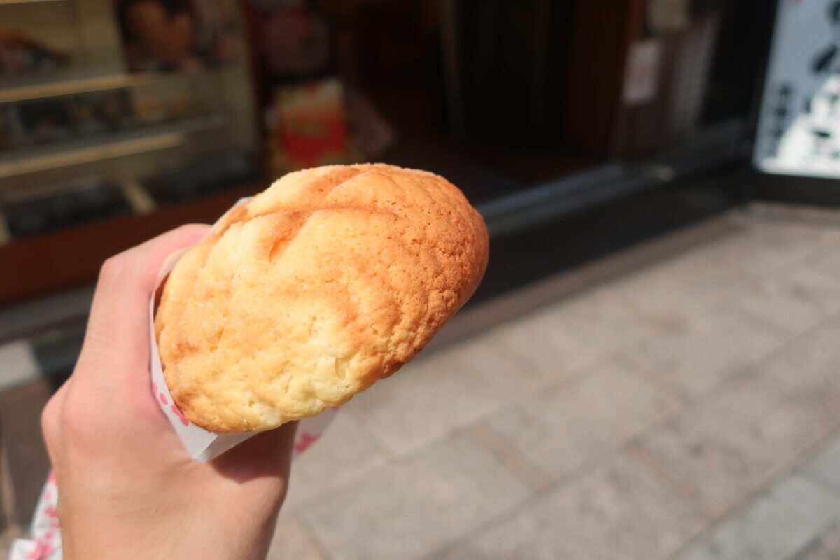 浅草さくら　メロンパン　ふわふわ