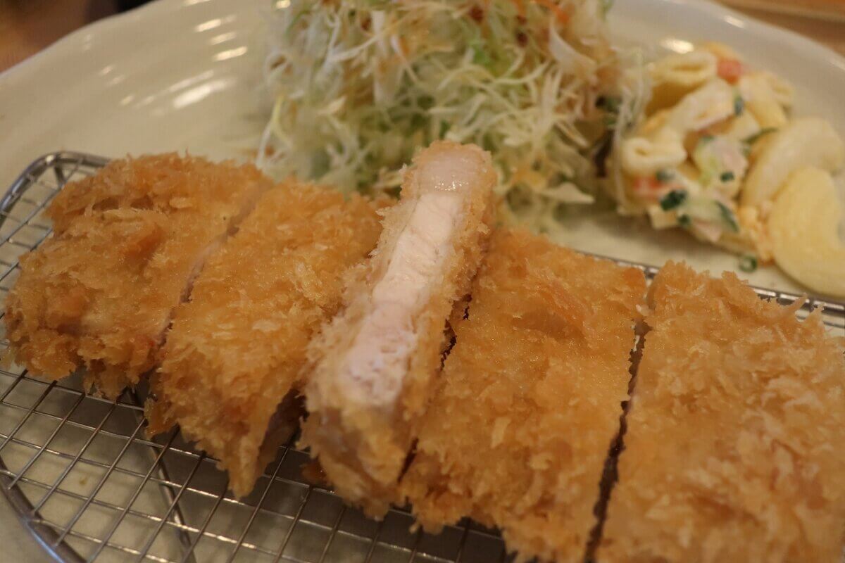 さぎり茶屋　ロースカツ定食　紀州岩清水豚